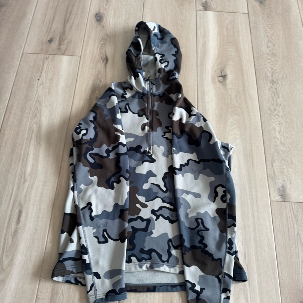 Kuiu Camo Hooded Pullover